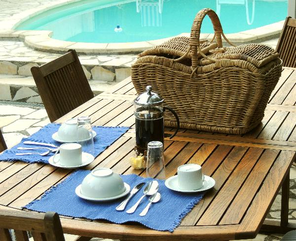 what's in the hamper today?